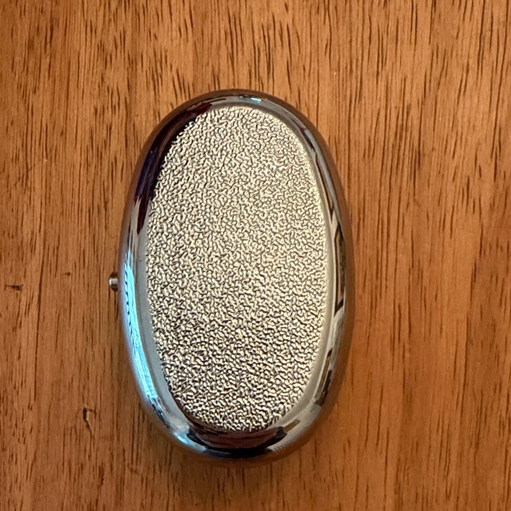 Excellent Vintage Rare Butterfly Pillbox with Mirror Crystal Gem Accents - Picture 2 of 4